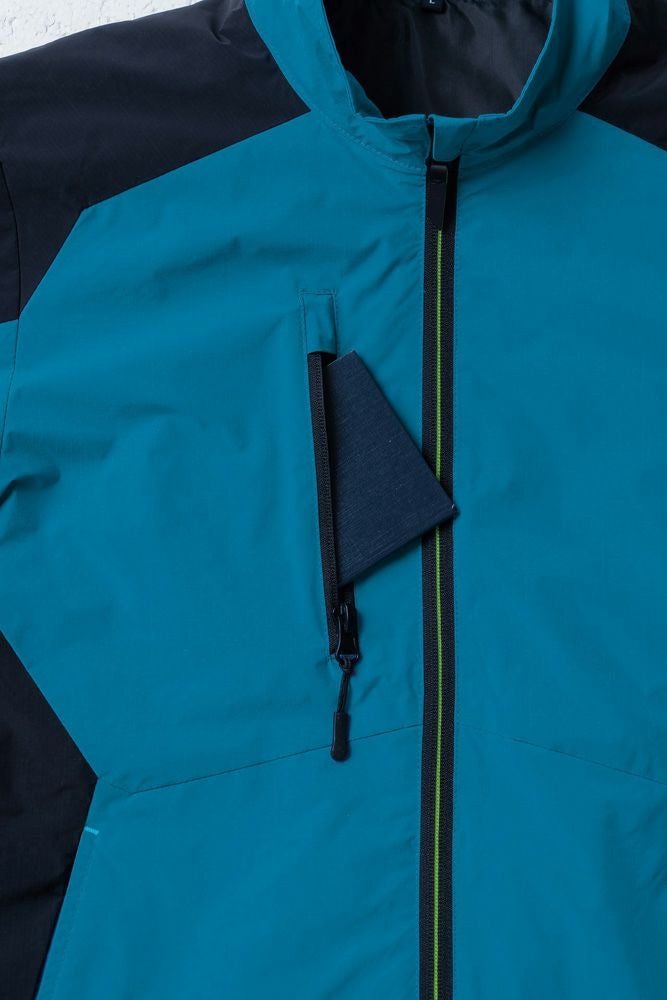 胸ファスナーポケット(野帳が入る)