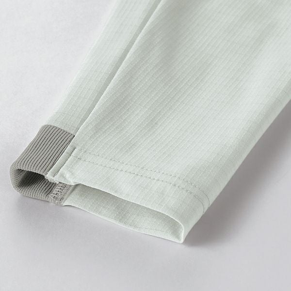 袖口フライス付き