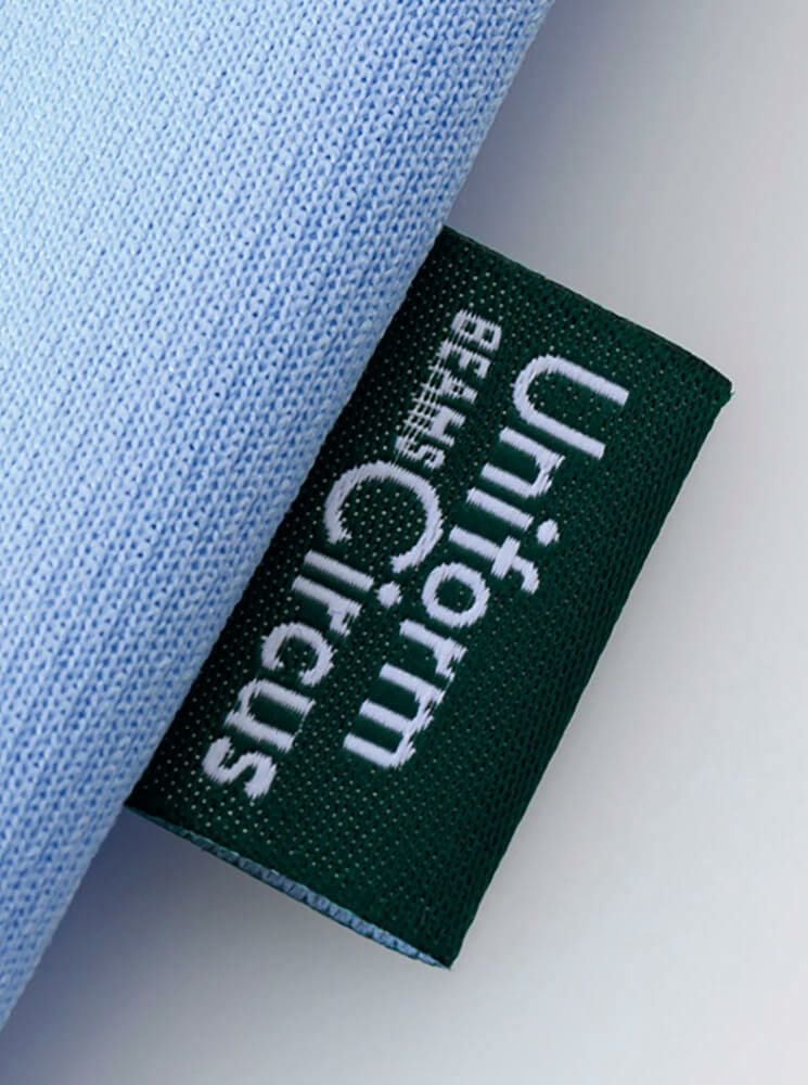 左脇にピスネーム付き