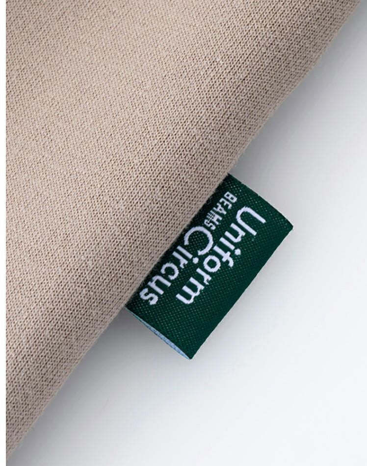 左脇にピスネーム付き