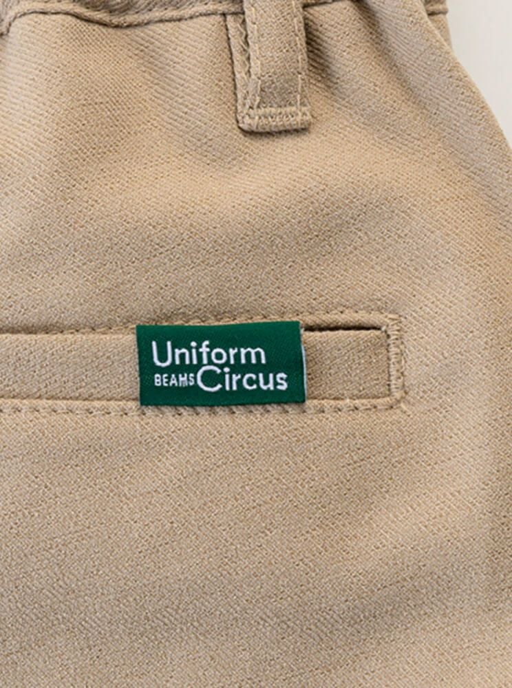 後ろ右ポケットにピスネーム付き