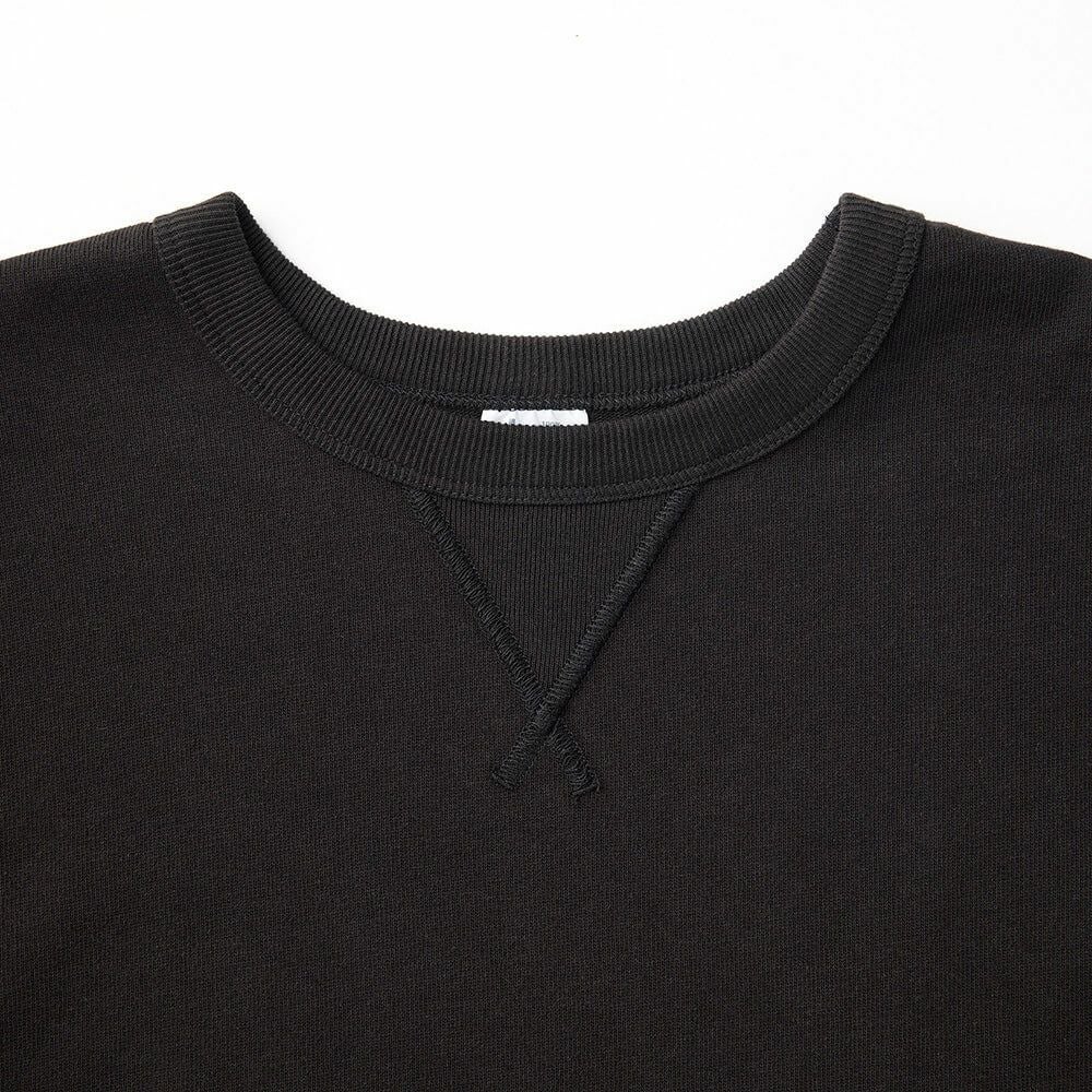 ガゼット部分・襟ぐりはバインダー始末