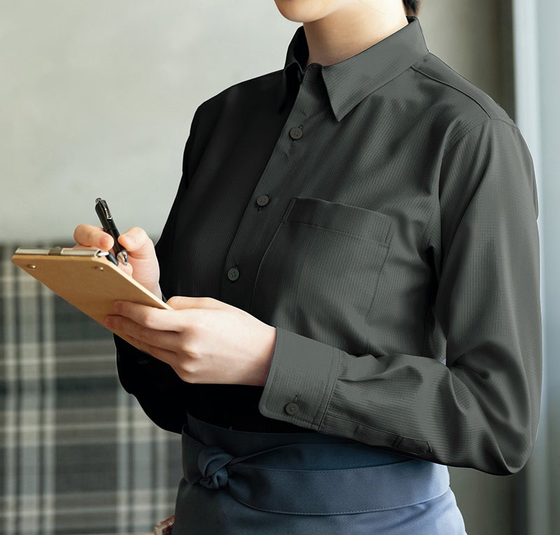 女性